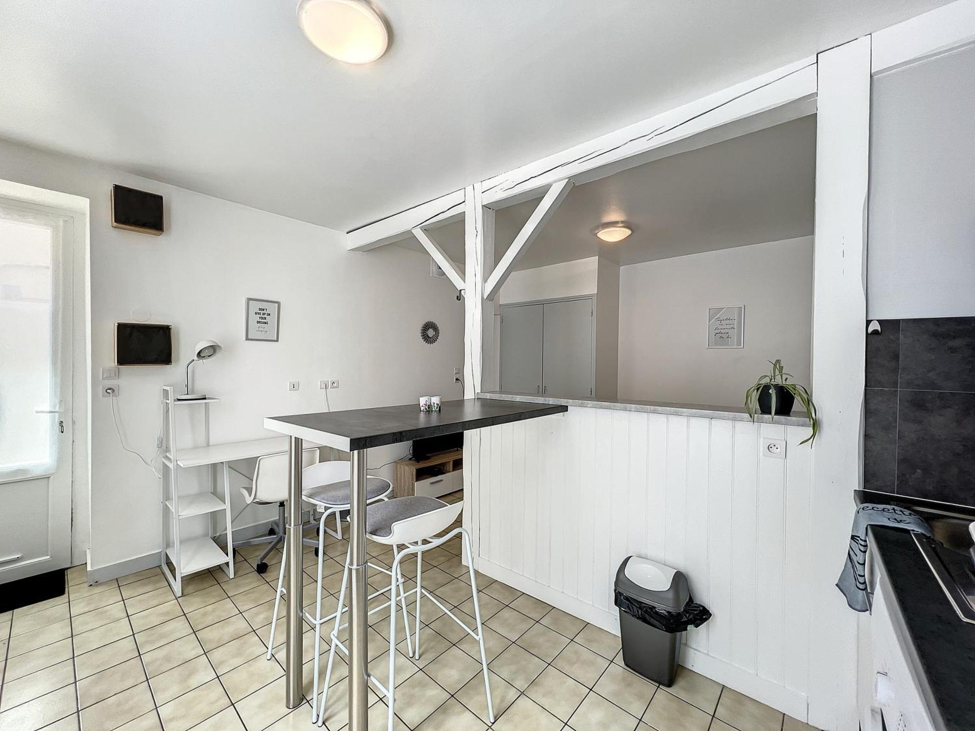 Les Bords Du Clain - Entree Autonome Studio Poitiers Esterno foto